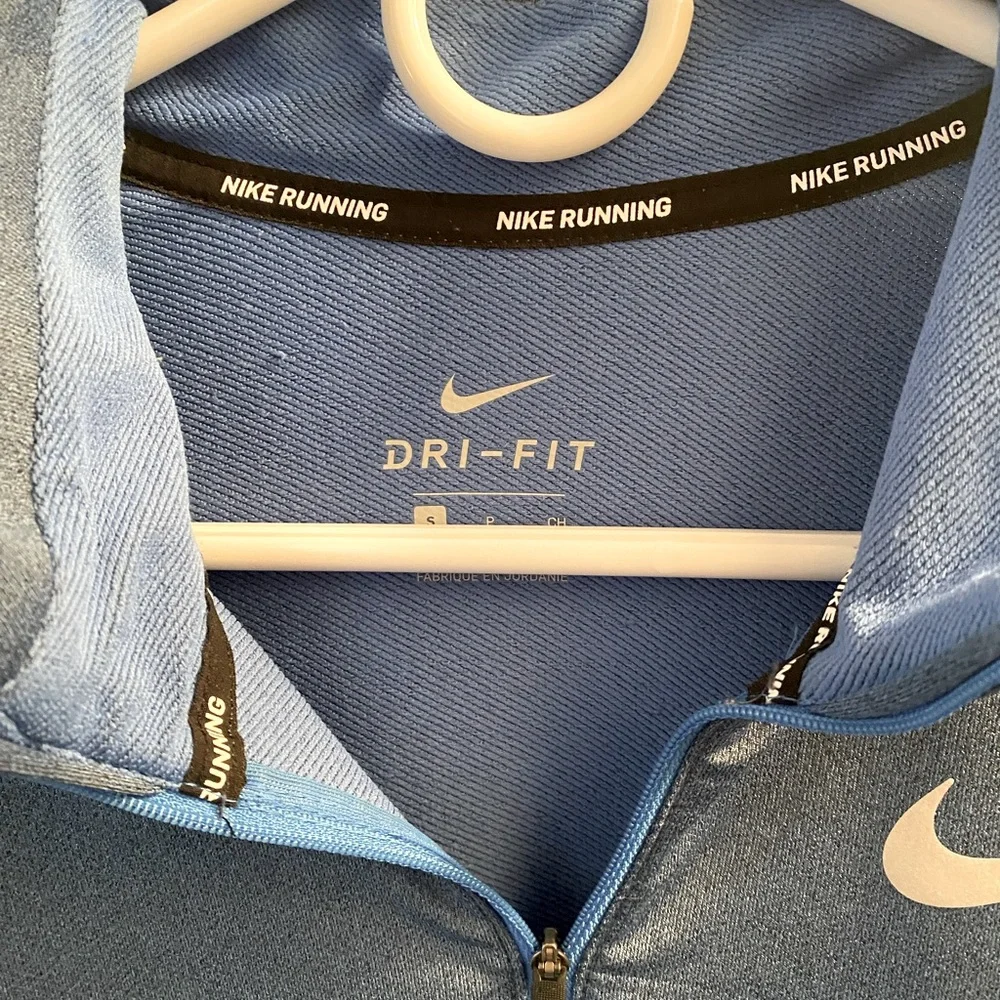 Nike Running Blue 1/4 Zip Dry Fit Pullover - Picture 2 of 5